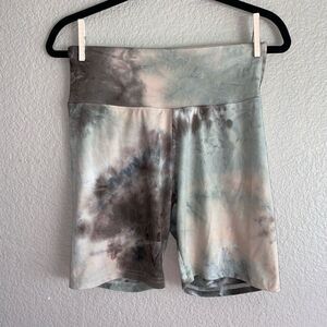Wallflower Women’s Tie-Dye Bike Shorts – Size L